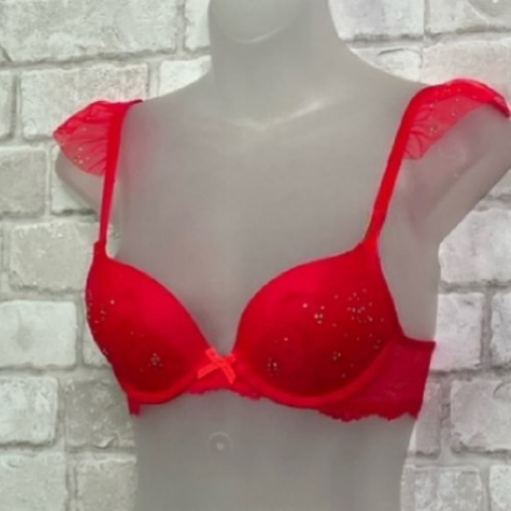 Victoria secretes dream angel PUSH UP bra